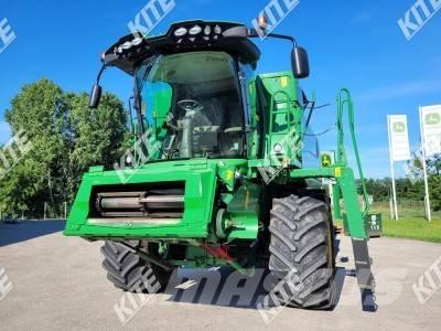 John Deere W540 2WD Ražas novākšanas kombaini