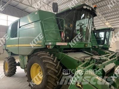 John Deere W650 Ražas novākšanas kombaini