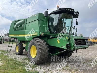 John Deere W650 Ražas novākšanas kombaini