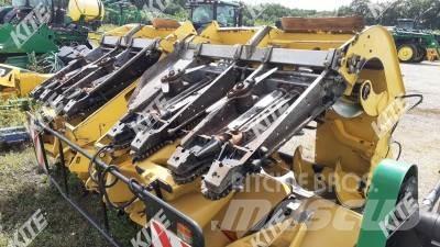 New Holland MF 875W Ražas novākšanas galvas
