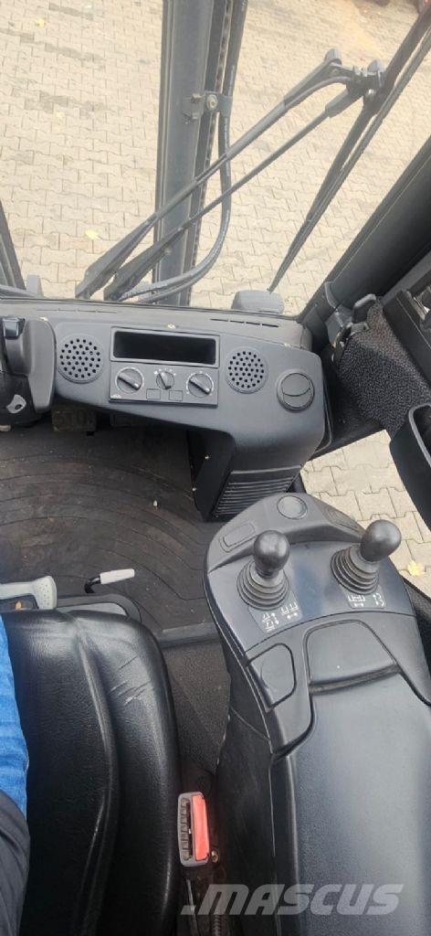 Linde H 30 D-02 Tehnika ar dīzeļa dzinēju
