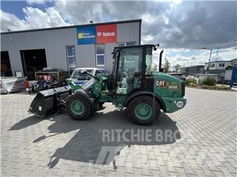 CAT 906 M Iekrāvēji uz riteņiem