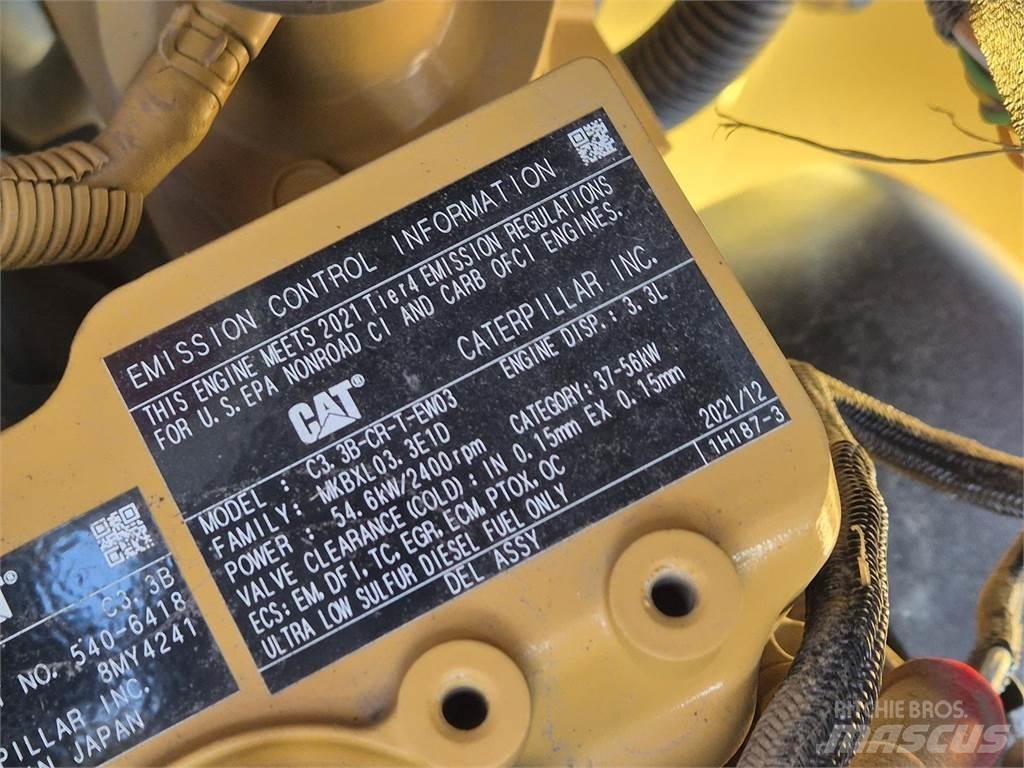 CAT 908 M Iekrāvēji uz riteņiem