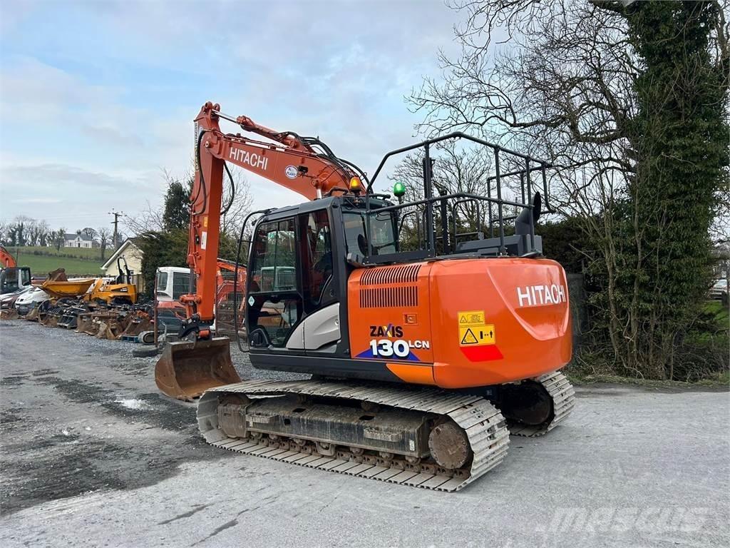 Hitachi ZX130LCN-6 Kāpurķēžu ekskavatori