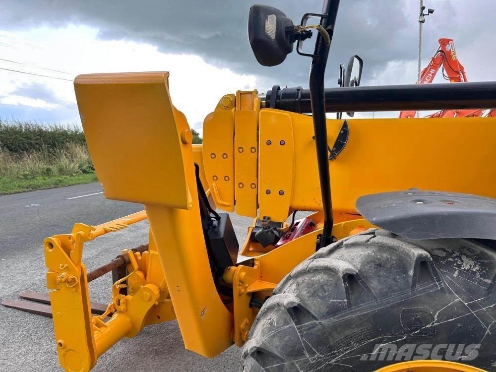 JCB 540-170 Teleskopiskie manipulatori