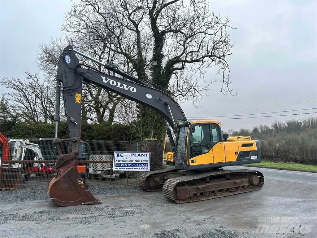 Volvo EC220DL Kāpurķēžu ekskavatori