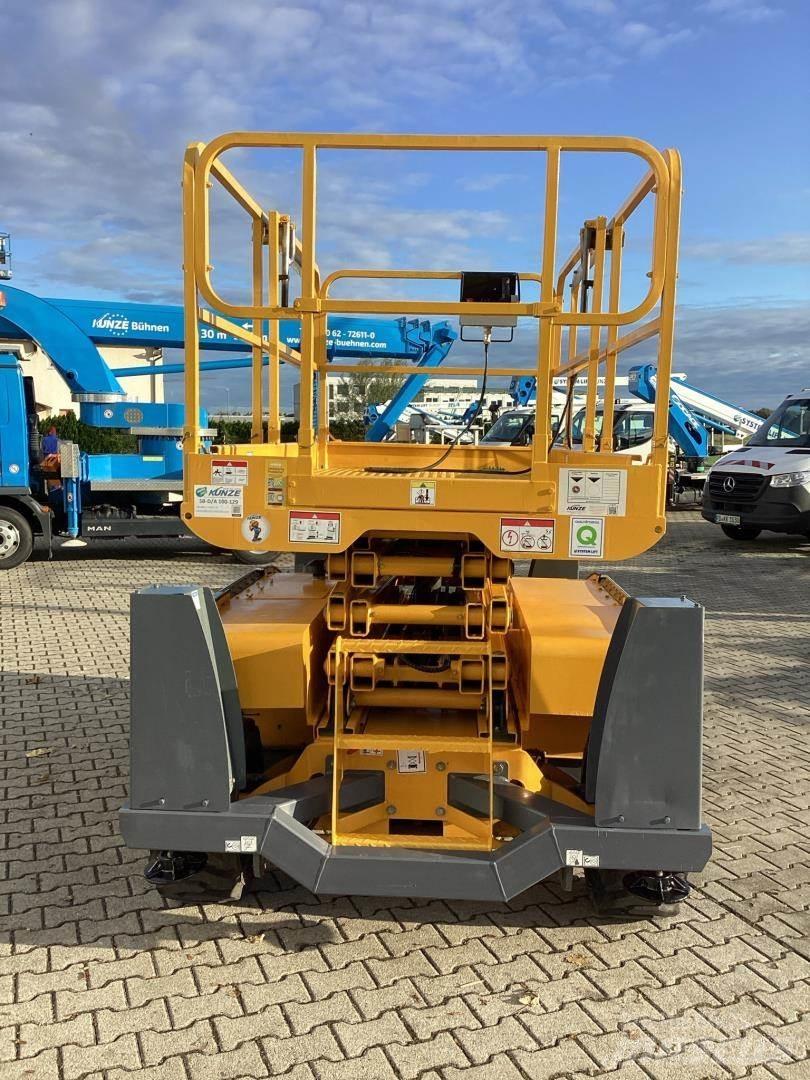 Haulotte Compact10DX Šķerveida pacēlāji