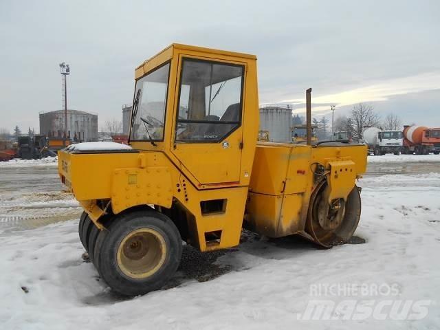 Bomag BW-161AC Divvalču grunts veltņi