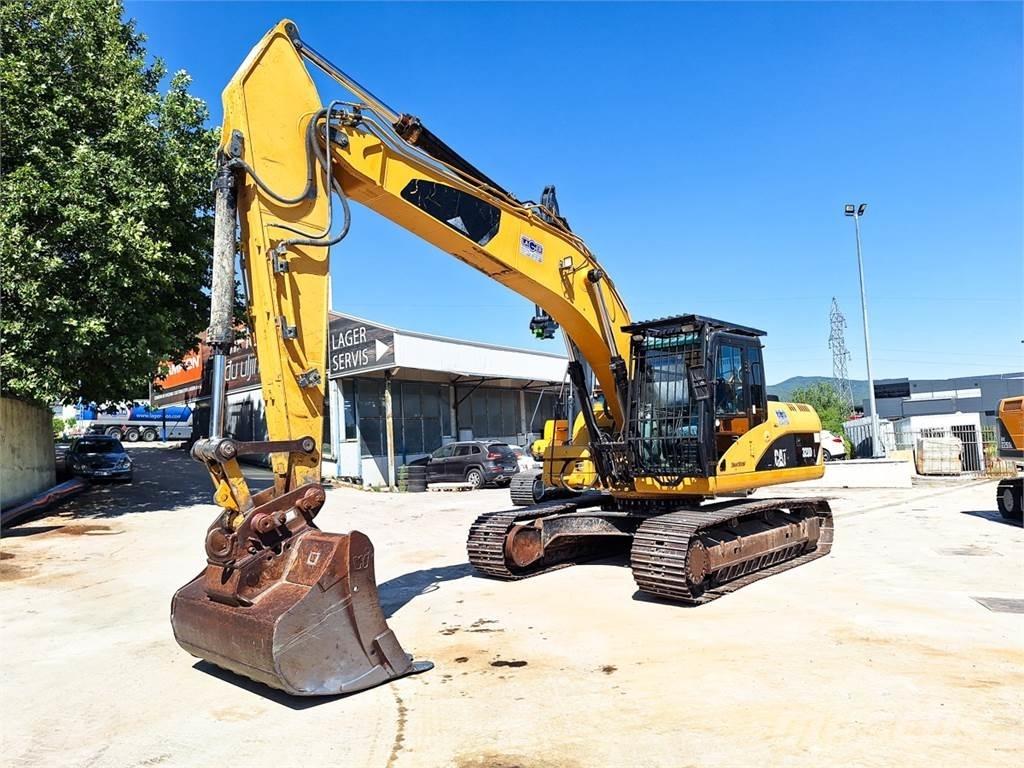 CAT 323D Kāpurķēžu ekskavatori