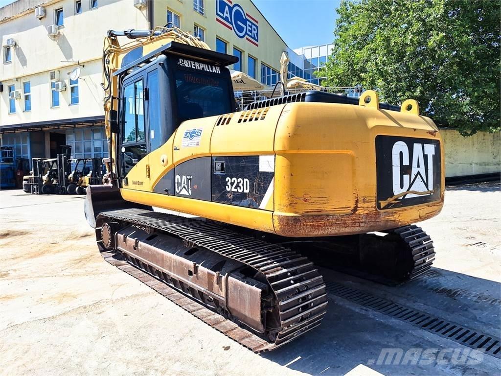 CAT 323D Kāpurķēžu ekskavatori