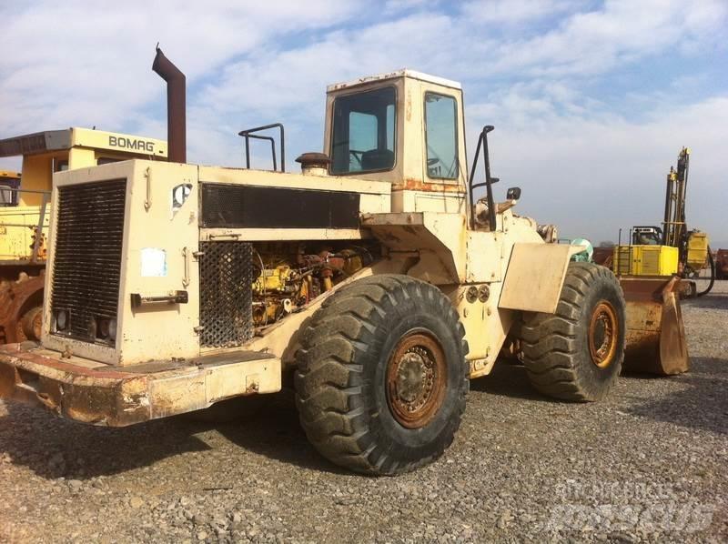 CAT 980C Iekrāvēji uz riteņiem