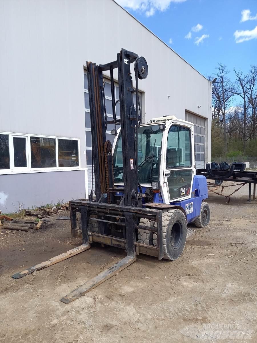 CAT DP50K 2 Tehnika ar dīzeļa dzinēju