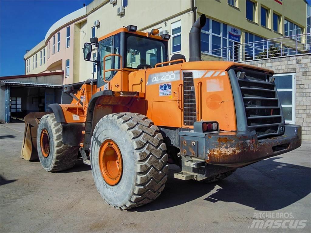 Doosan DL400 Iekrāvēji uz riteņiem