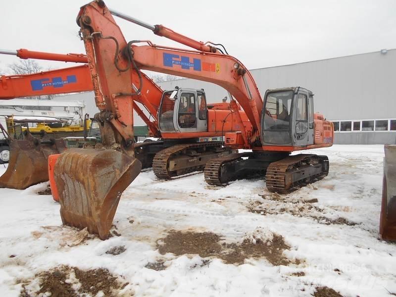 Fiat-Hitachi EX 215 Kāpurķēžu ekskavatori