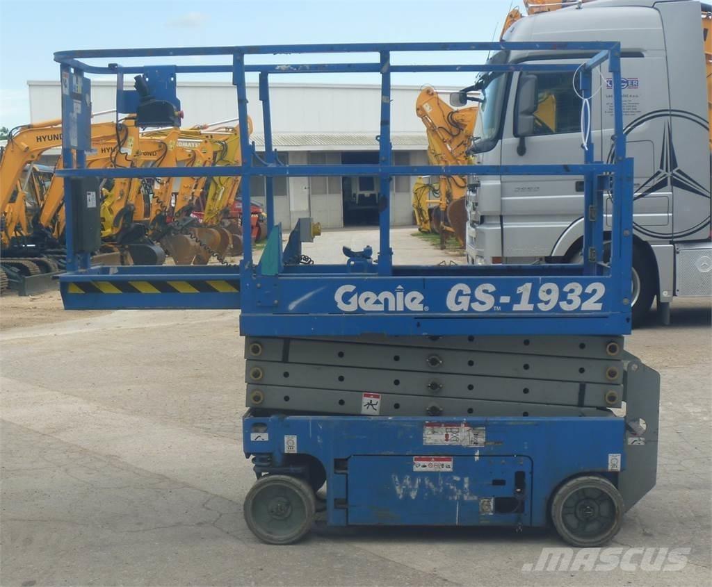 Genie GS 1932 Strēles pacēlāji