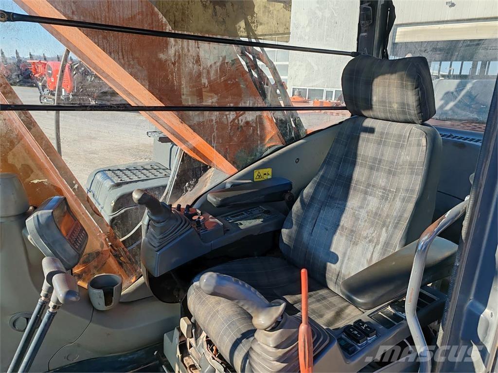 Hitachi ZX350 LCN-3 Kāpurķēžu ekskavatori