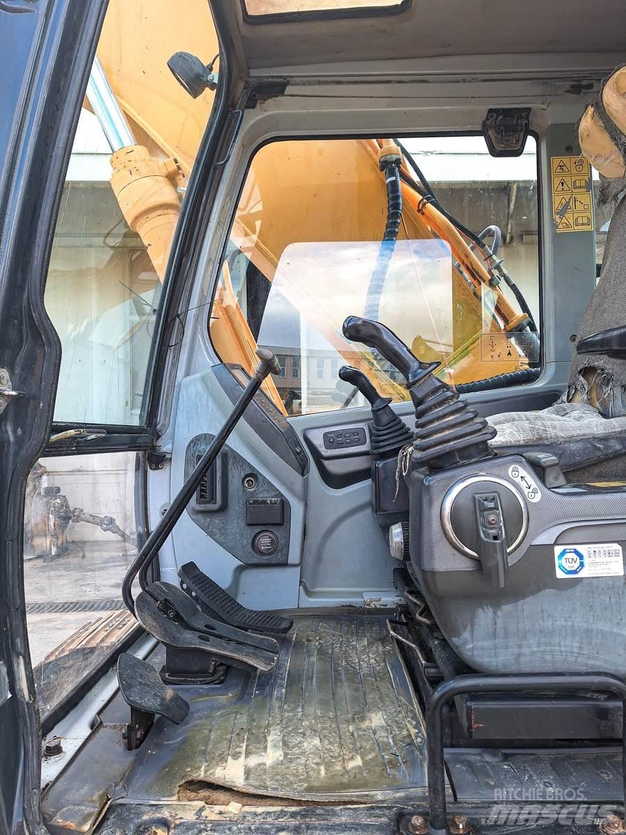 Hyundai 210LC-7A Kāpurķēžu ekskavatori
