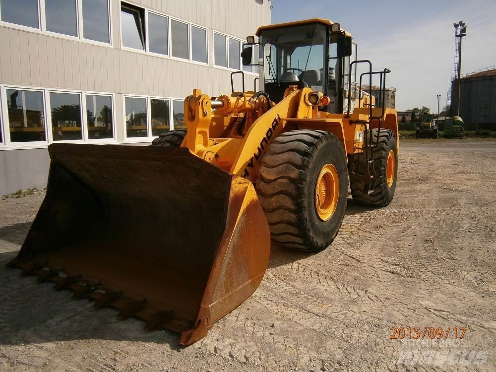 Hyundai HL770-7 Iekrāvēji uz riteņiem