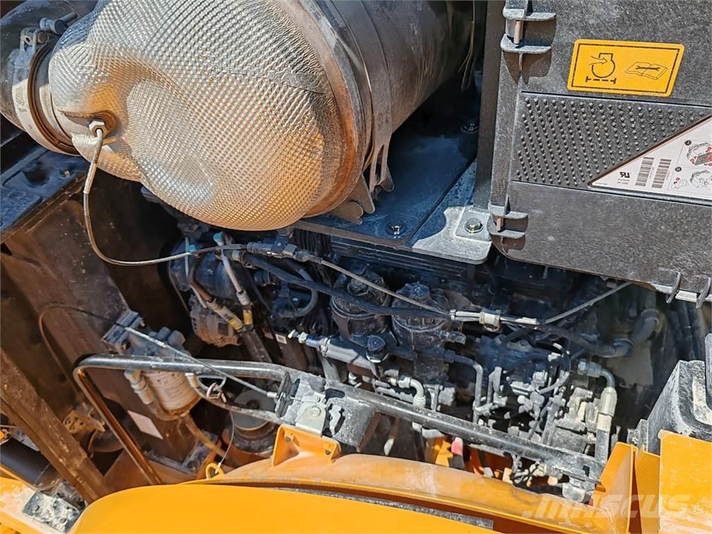 Hyundai HL970 Iekrāvēji uz riteņiem