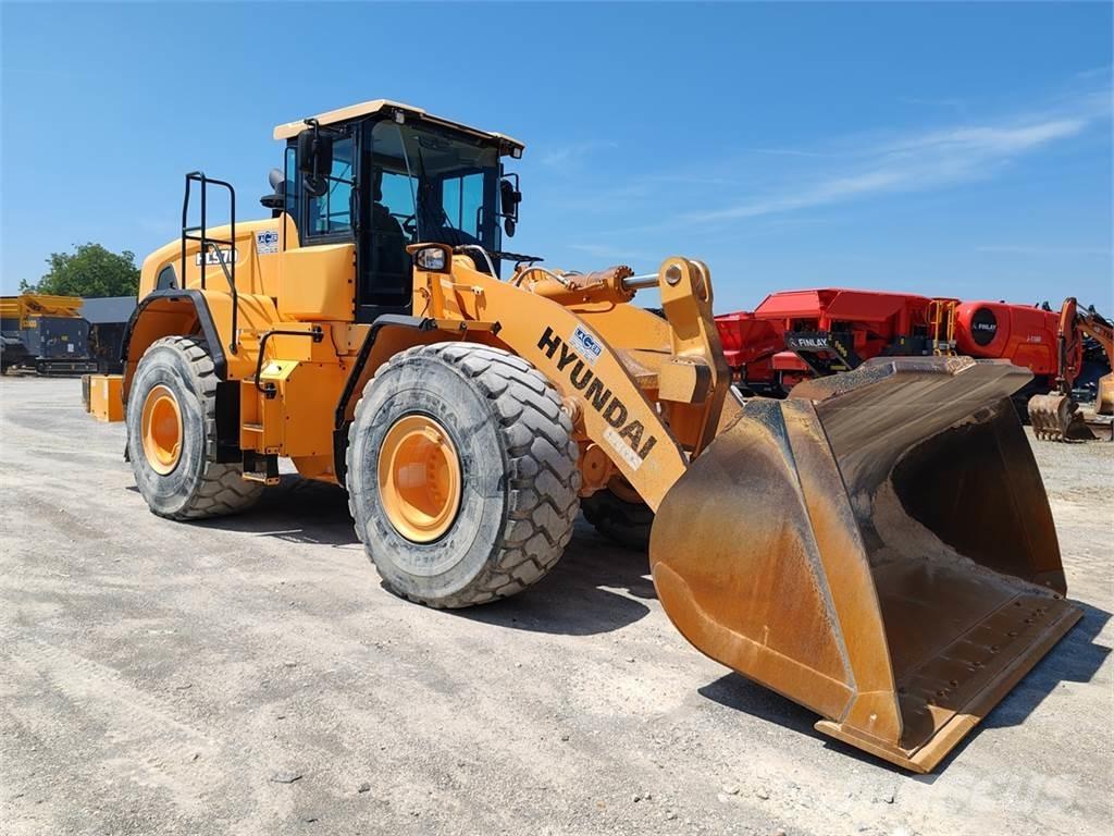 Hyundai HL970 Iekrāvēji uz riteņiem