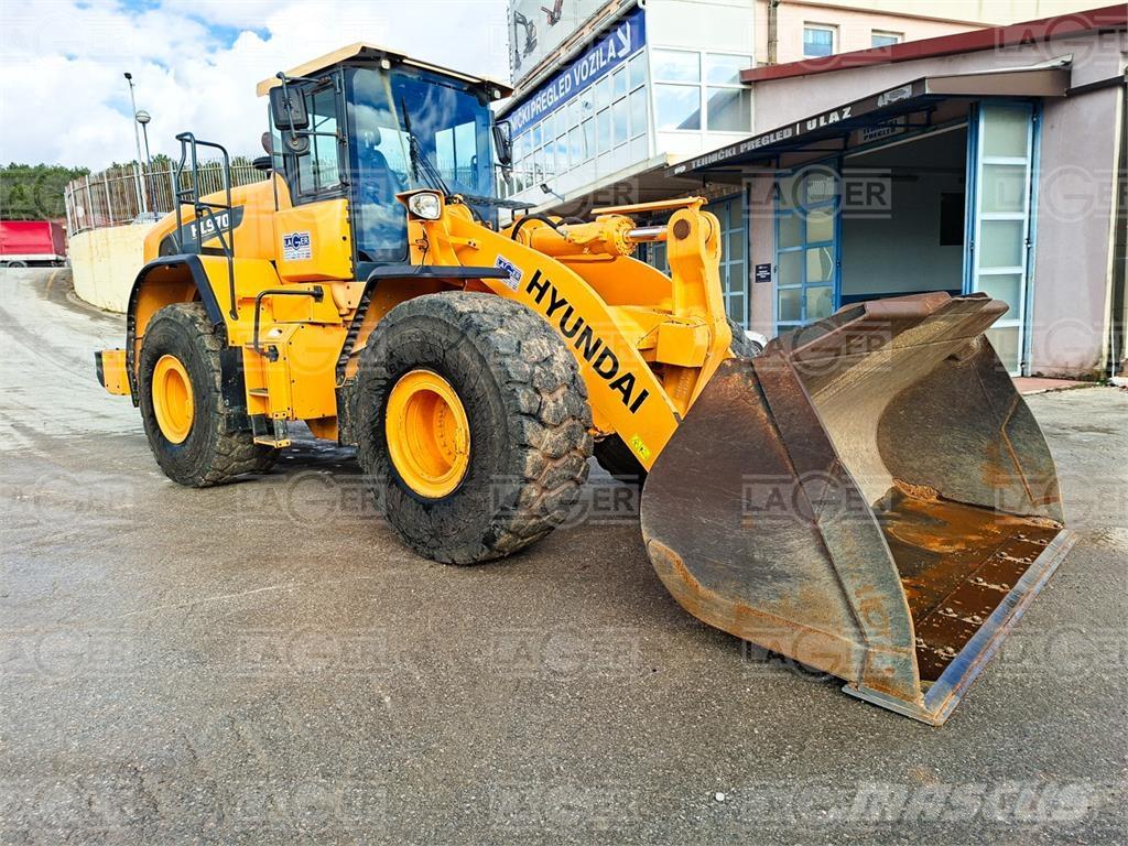 Hyundai HL970 Iekrāvēji uz riteņiem