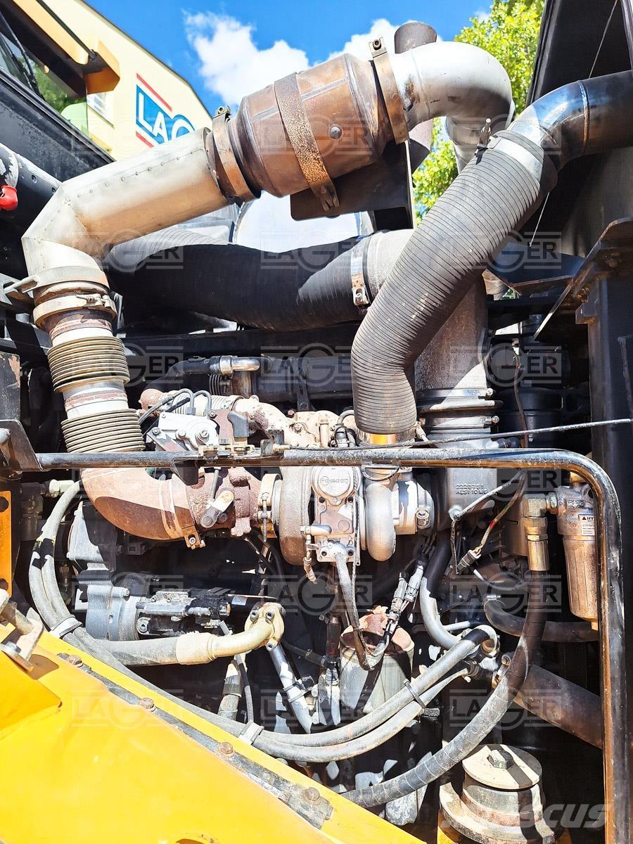 Hyundai HL970 Iekrāvēji uz riteņiem