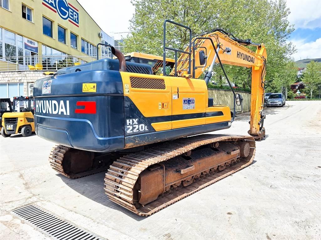 Hyundai HX220L Kāpurķēžu ekskavatori