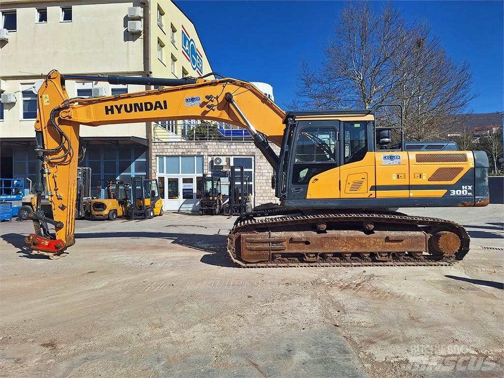 Hyundai HX300NL Kāpurķēžu ekskavatori