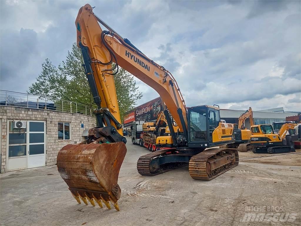 Hyundai HX330L Kāpurķēžu ekskavatori