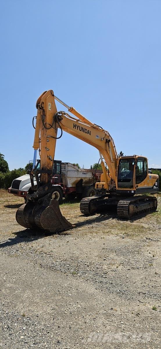 Hyundai R210NLC-9 Kāpurķēžu ekskavatori