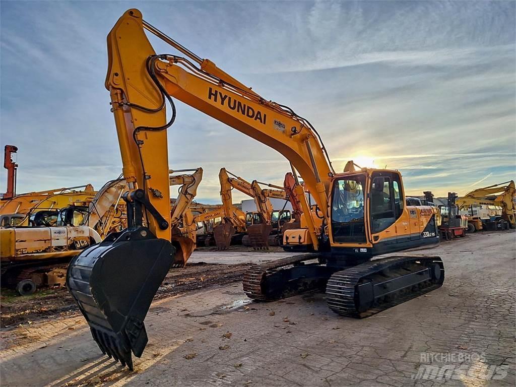 Hyundai R220LC-9S Kāpurķēžu ekskavatori