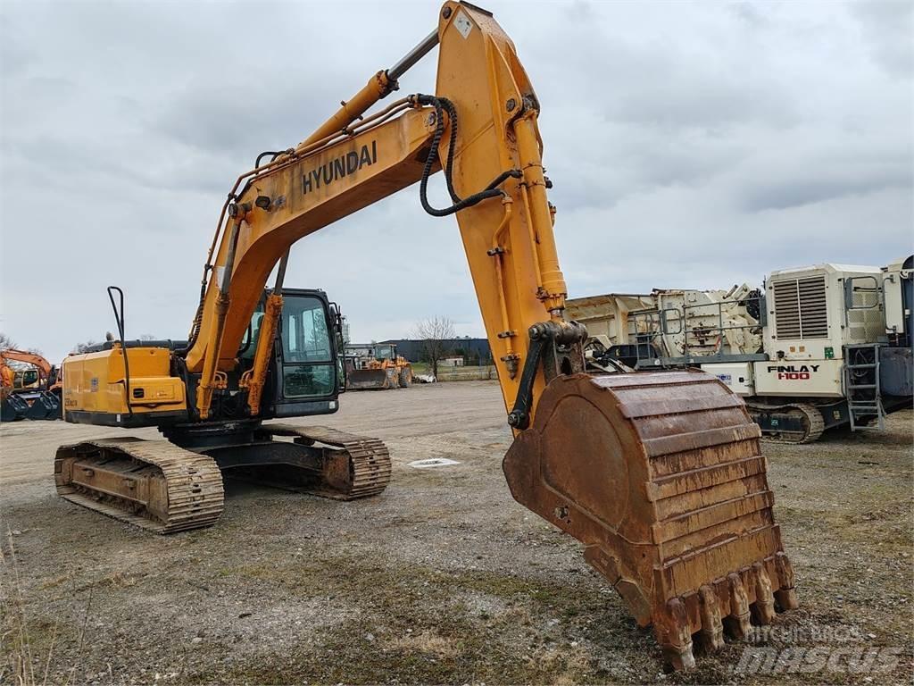 Hyundai R250NLC-7A Kāpurķēžu ekskavatori
