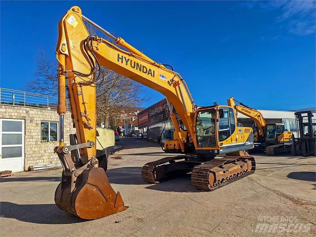 Hyundai R250NLC-9 Kāpurķēžu ekskavatori