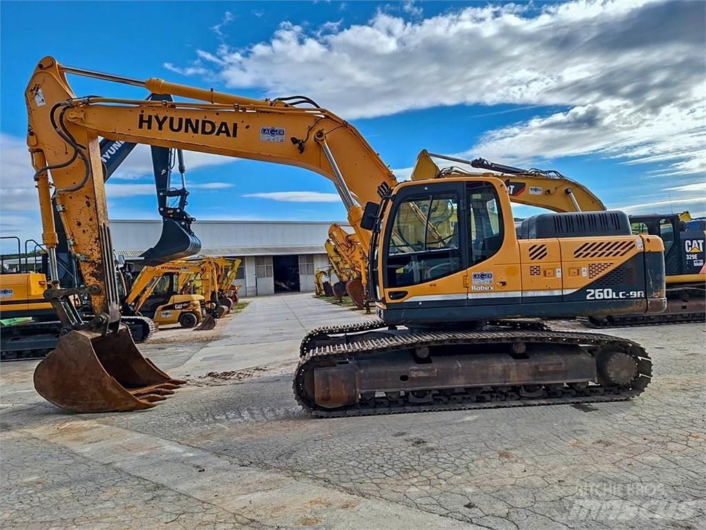 Hyundai R260LC-9A Kāpurķēžu ekskavatori
