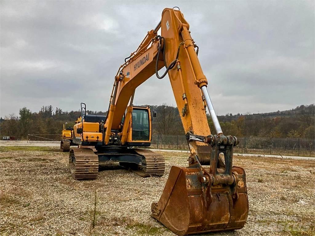 Hyundai R330-9A Kāpurķēžu ekskavatori