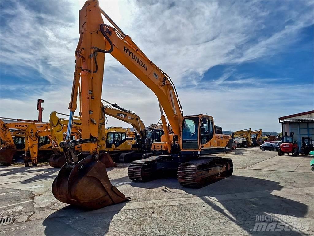 Hyundai R330LC-9A Kāpurķēžu ekskavatori