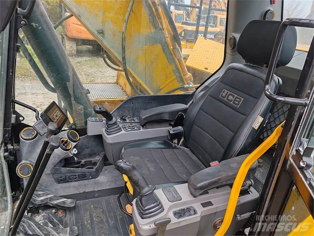 JCB 220 X SLC Kāpurķēžu ekskavatori