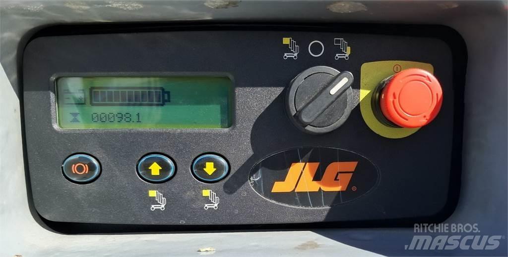 JLG 20MVL Strēles pacēlāji