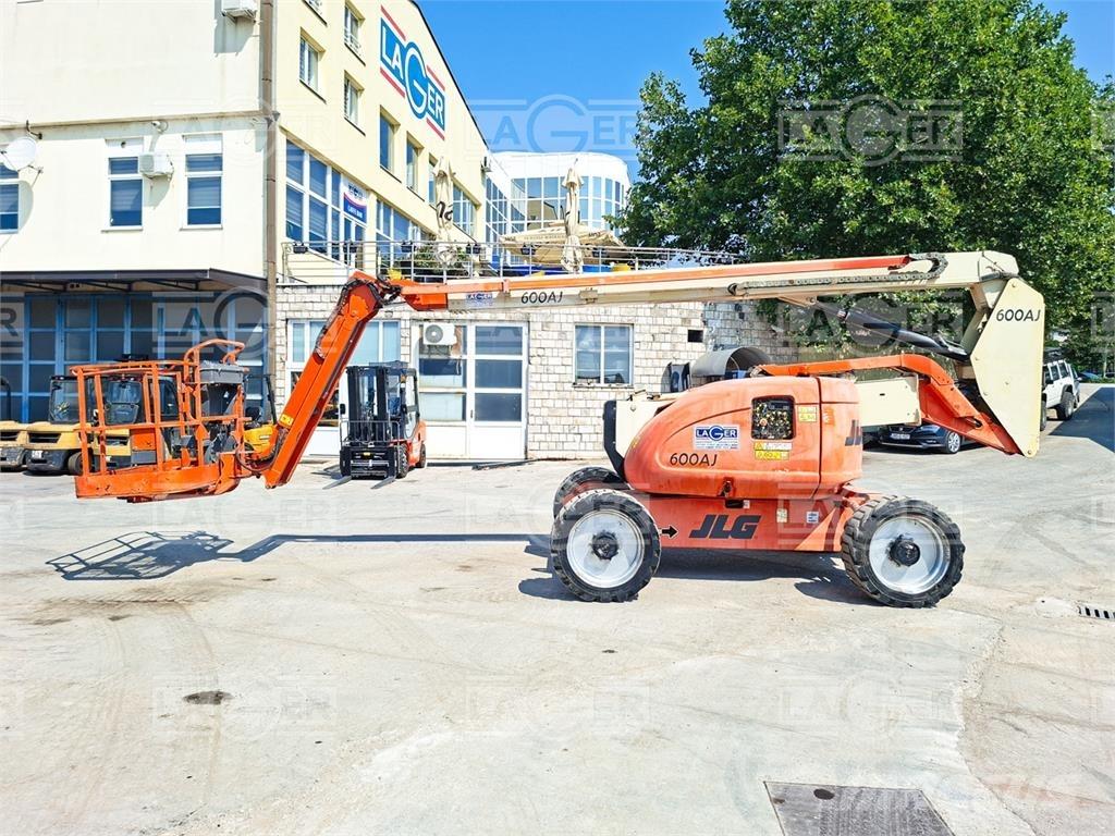 JLG 600AJ Strēles pacēlāji