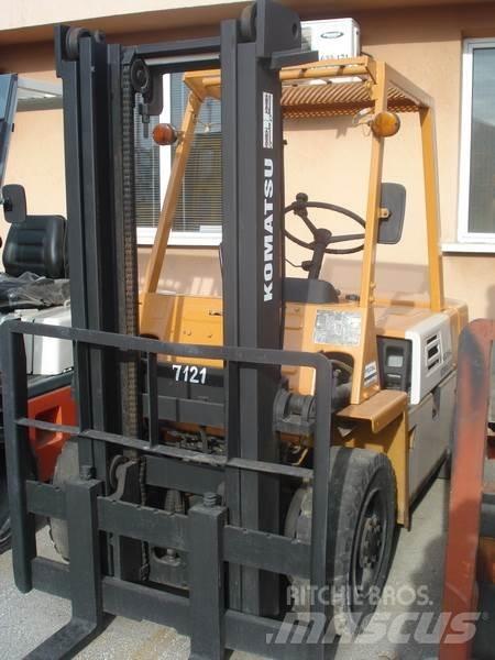 Komatsu FG25L-7 Autokrāvēji - citi