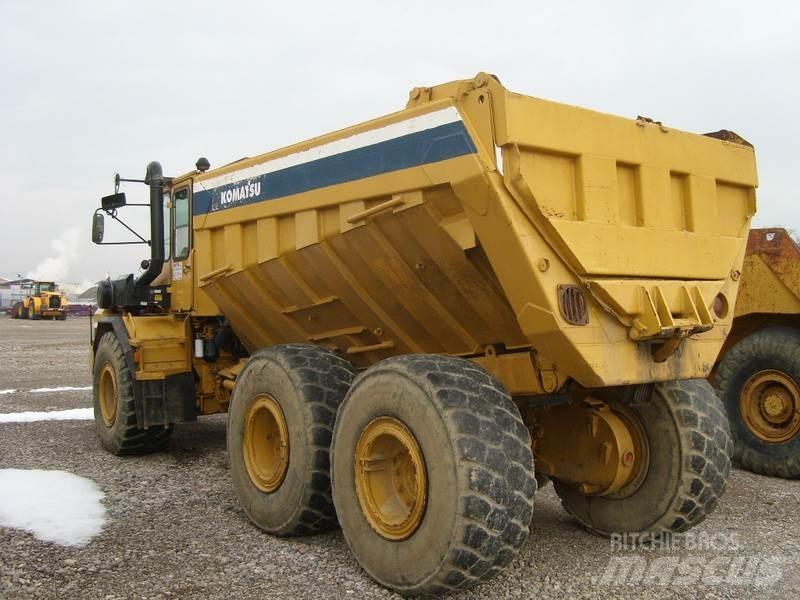 Komatsu HA270-3 Artikulētie pašizgāzēji