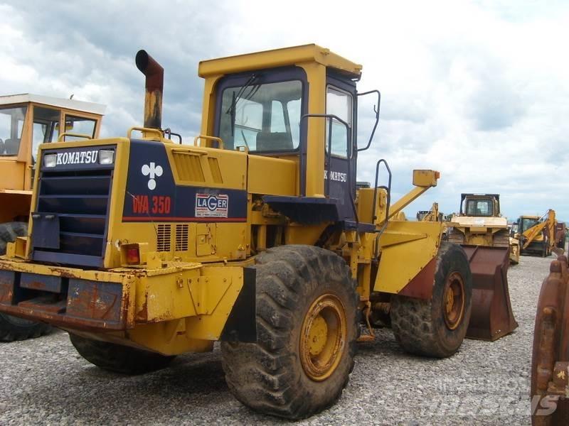 Komatsu WA350 Iekrāvēji uz riteņiem
