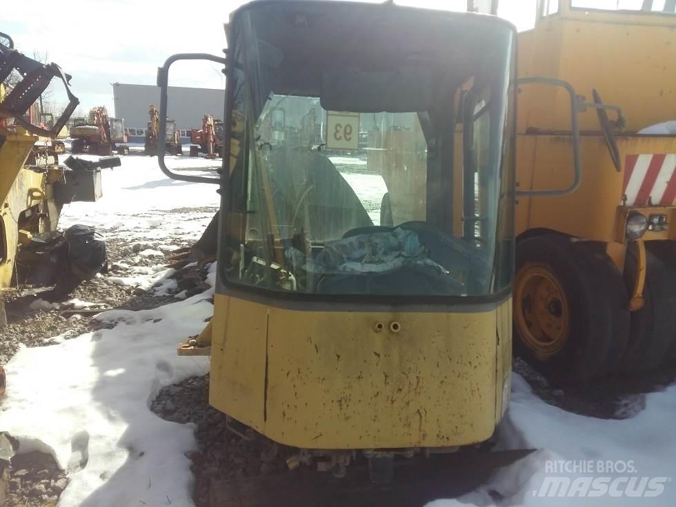 Komatsu WA470 Citas sastāvdaļas