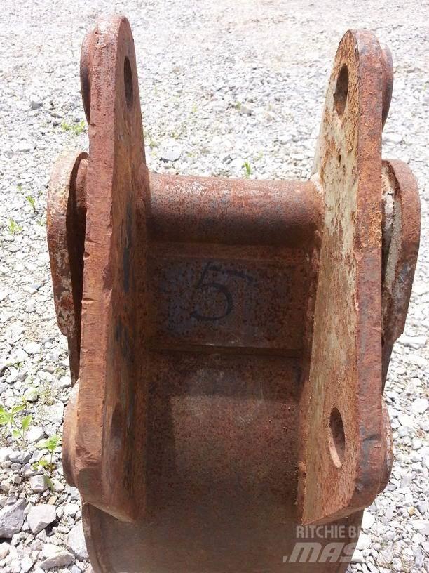  KORPA / BUCKET 450mm Būvniecība- Citi
