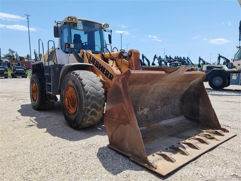 Liebherr L566 Iekrāvēji uz riteņiem