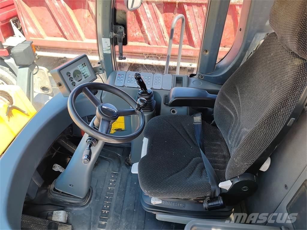 Liebherr L566 Iekrāvēji uz riteņiem