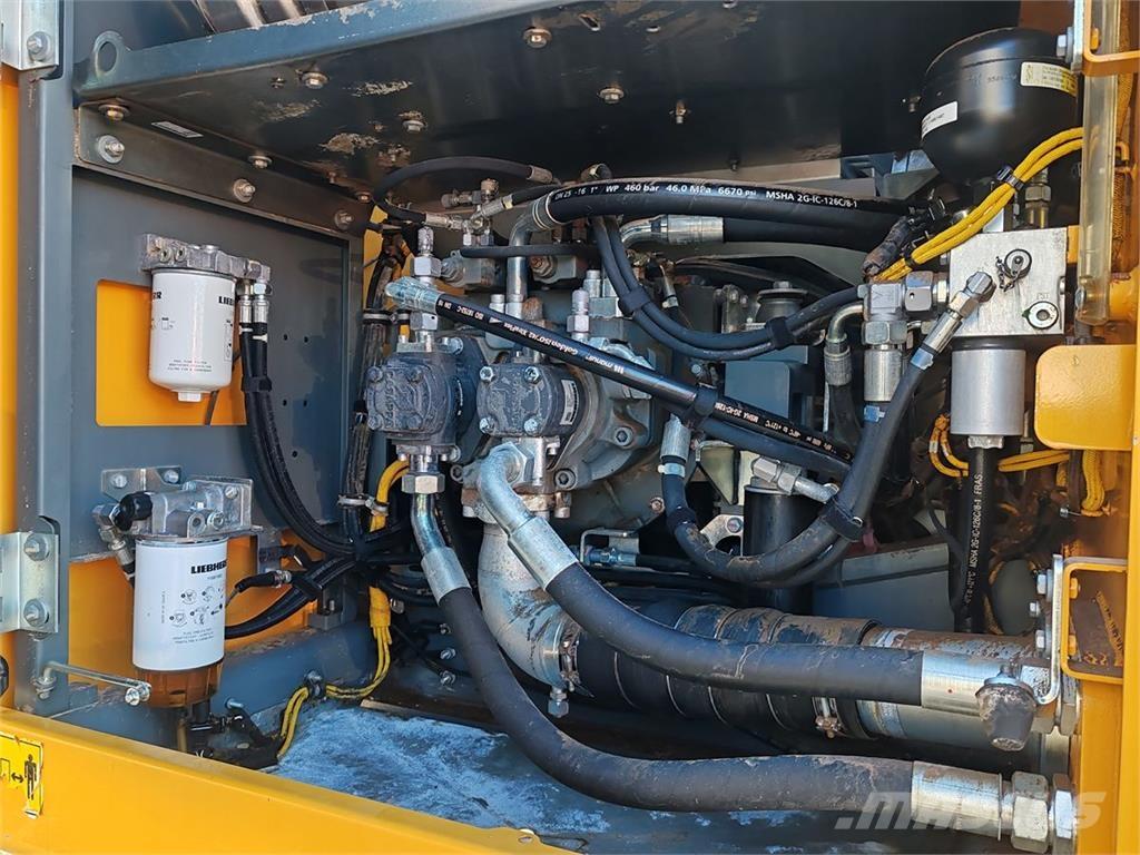 Liebherr R924 NLC Kāpurķēžu ekskavatori