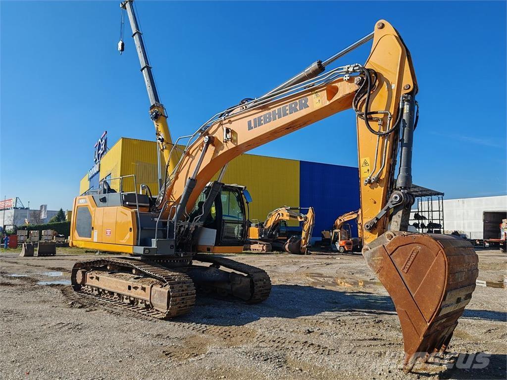 Liebherr R930 NLC Ekskavatori uz riteņiem