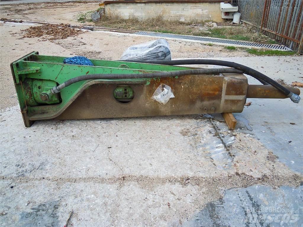 Montabert W1800 Hidrauliskie pāļu āmuri