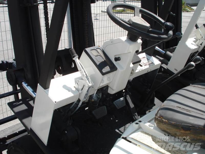 Nissan NH02M20 Autokrāvēji - citi